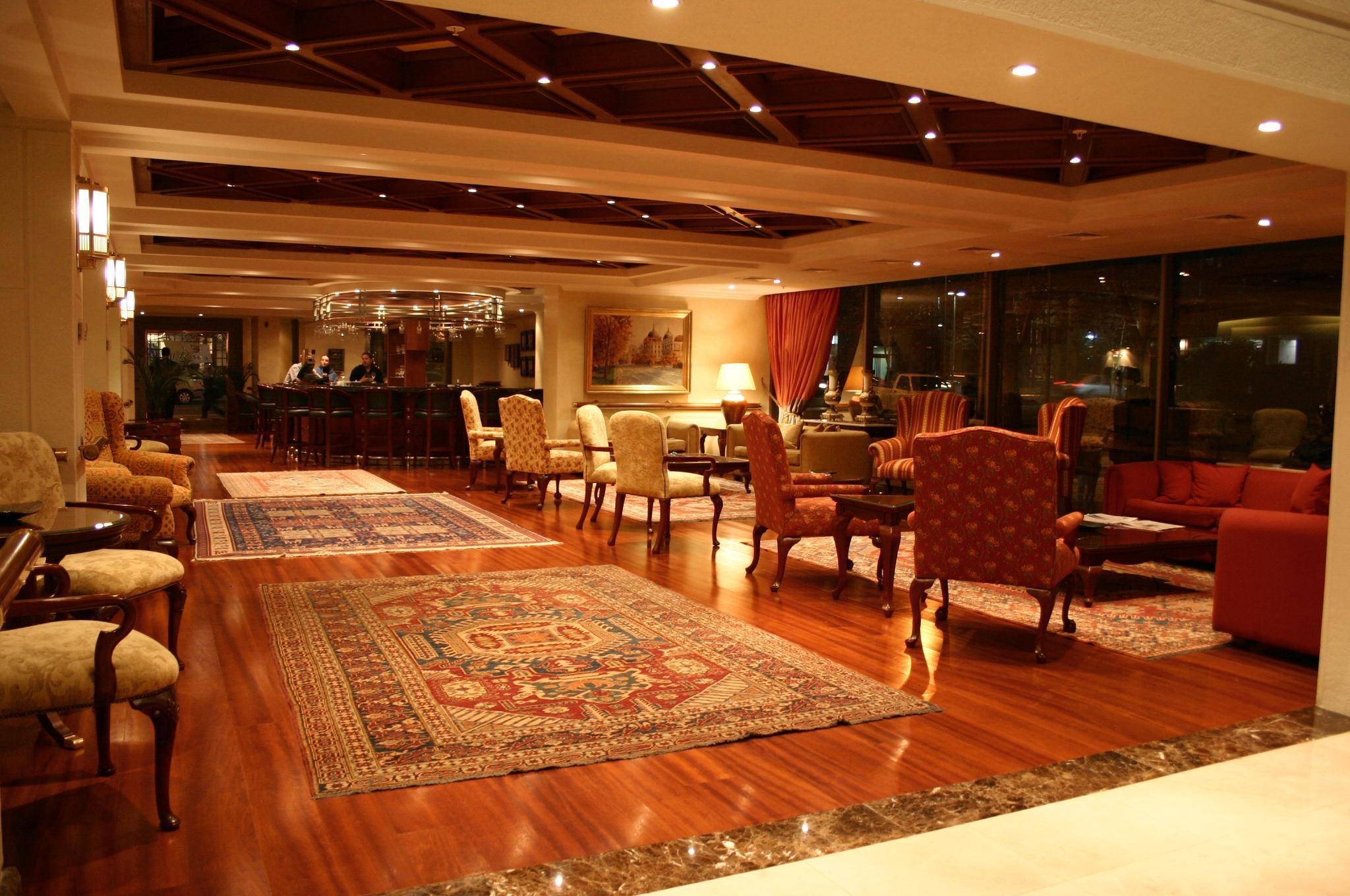 Khách sạn Plaza El Bosque Ebro