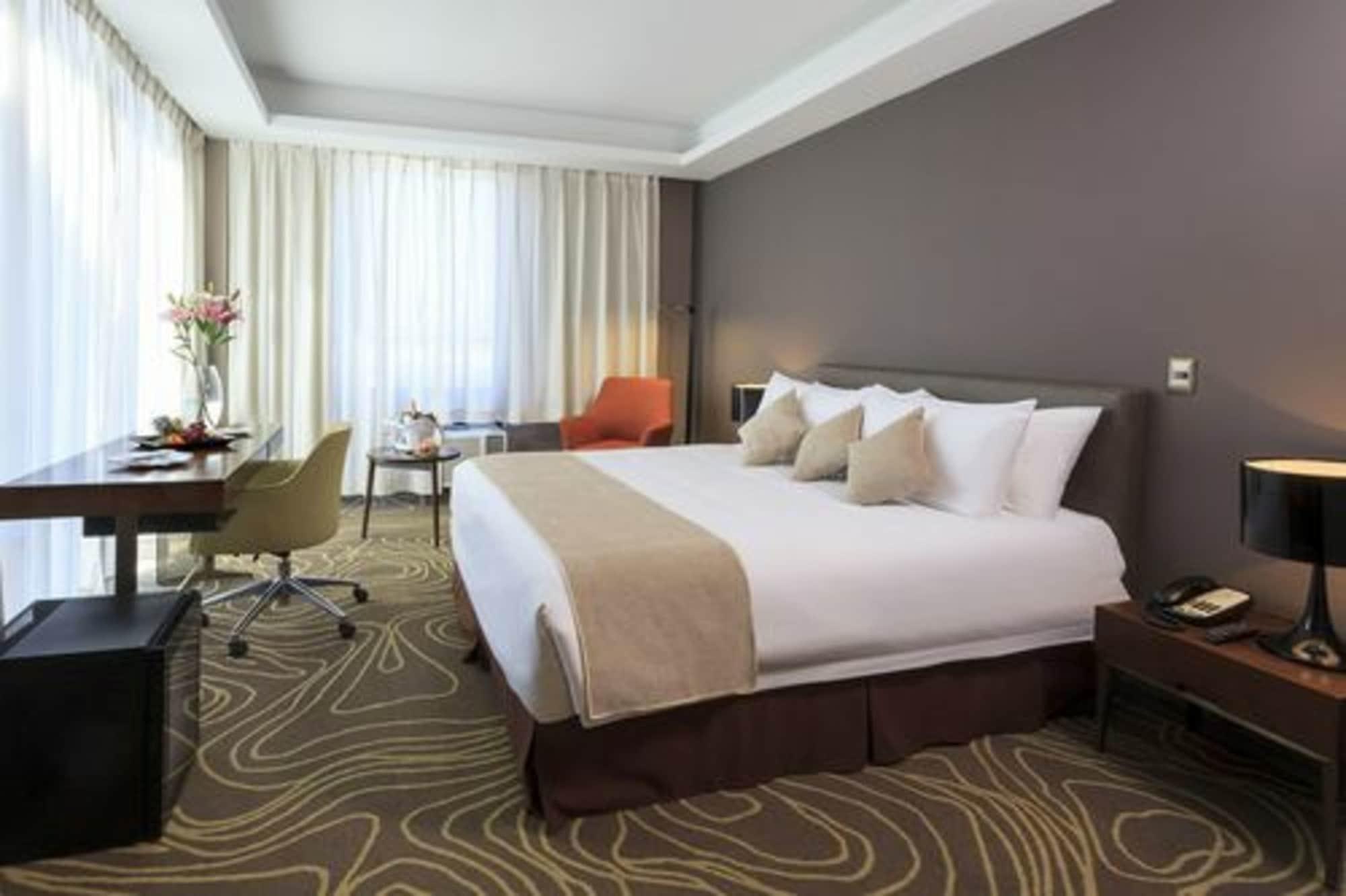 Hotel Courtyard By Marriott Airport Santiago
