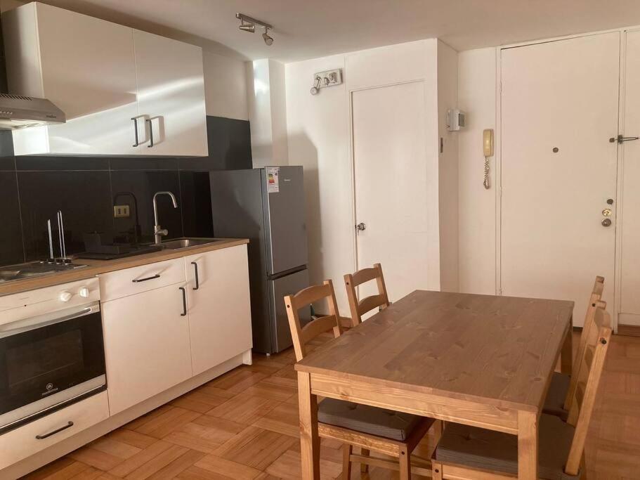 Apartment Depto 70m2 Providencia, Metro Manuel Montt *