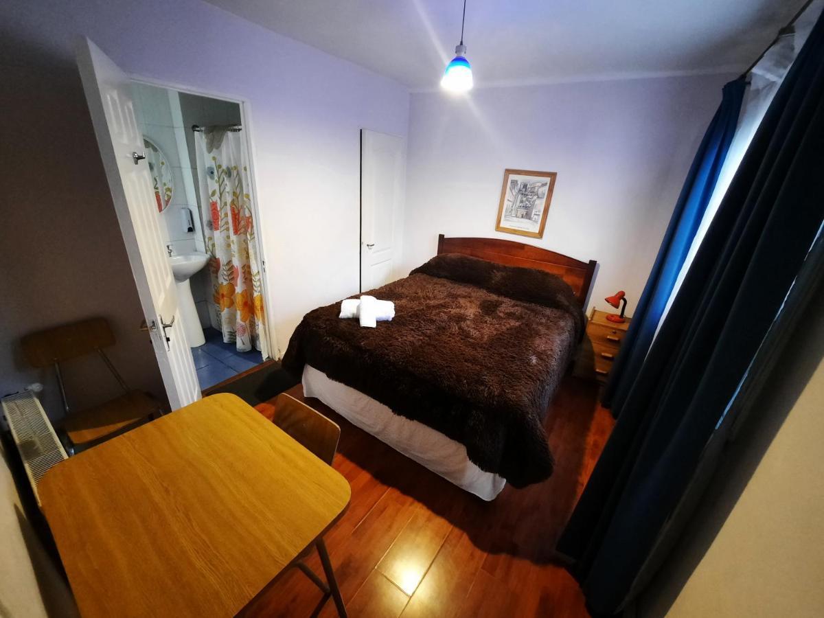 Bed and breakfast Residencial Metro Republica *