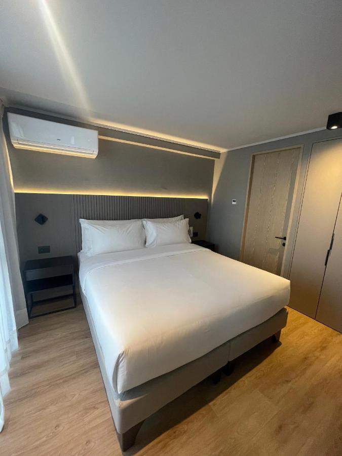 One Manquehue Apartment
