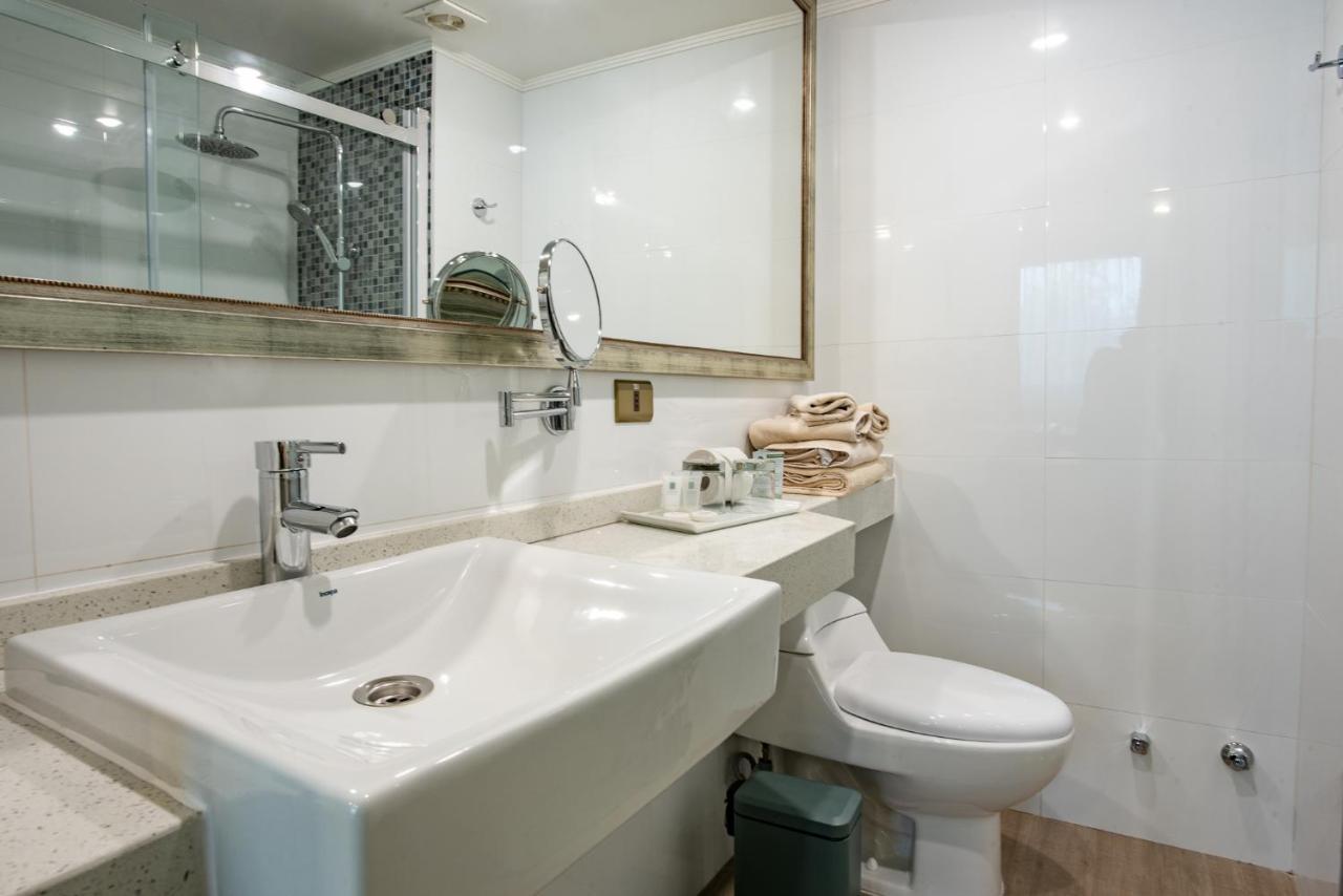Khách sạn Libertador 3*