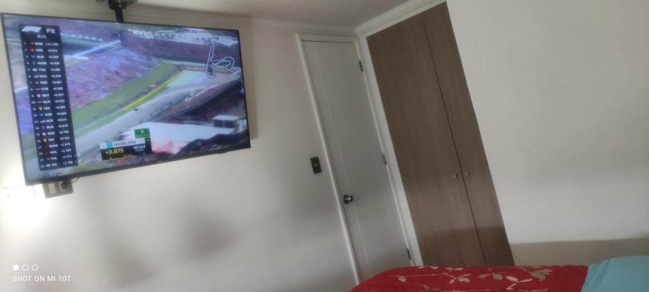 Comoda Y Amplia Habitacion Privada En Departamento Compartido Homestay