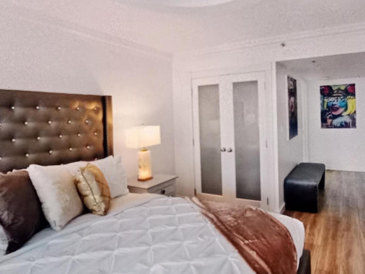 Hotel Comoda En Lo Barnechea Vitacura 5*