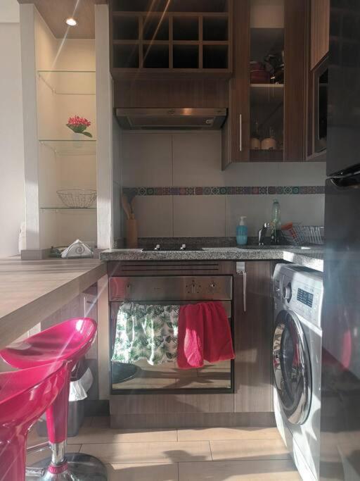Apartamento Acogedor Para 2 En Santiago, Cerca De La Moneda *
