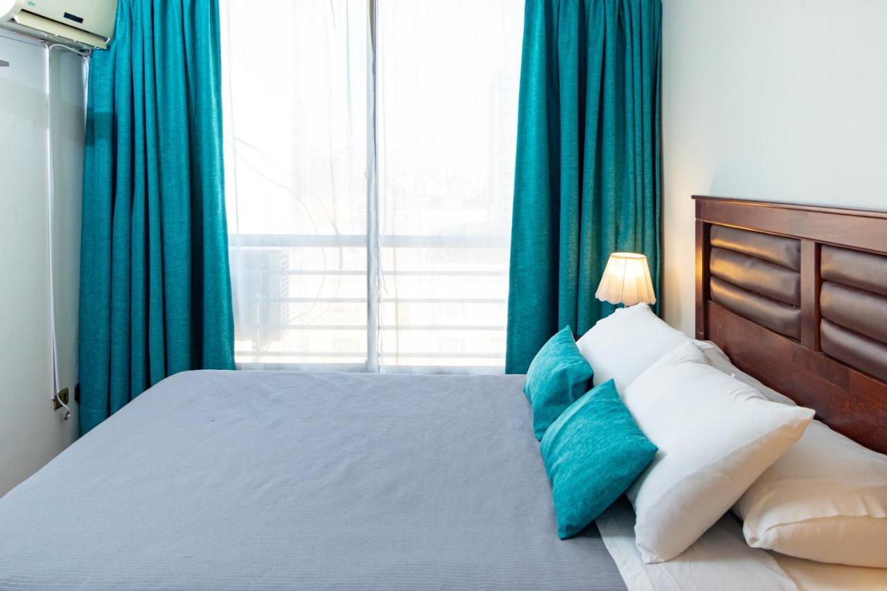 Aparthotel Tagle *