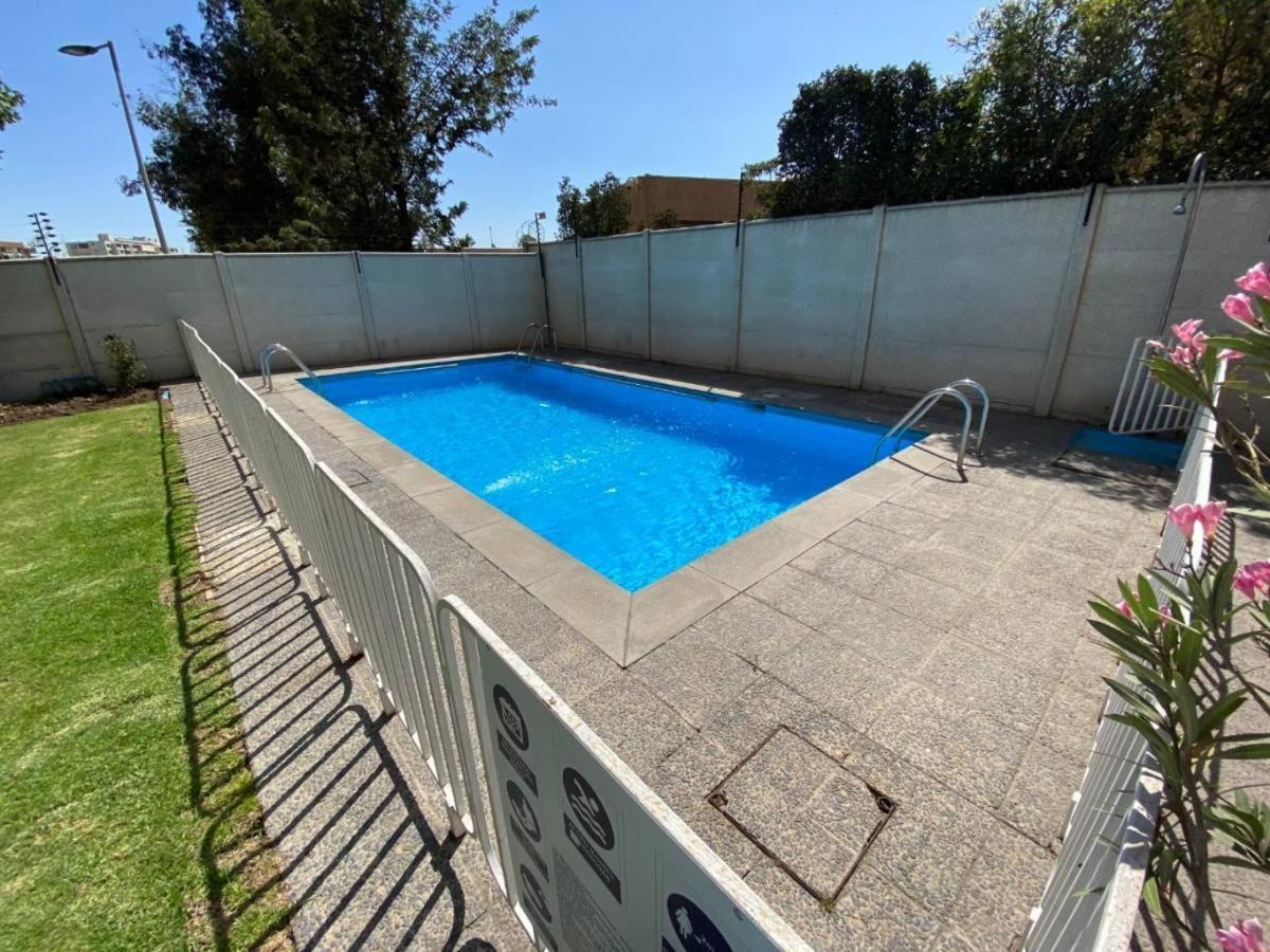Alto Condes - A Pasos Del Mall - Excelente Y Comodo Departamento P/2 Personas Apartment Santiago
