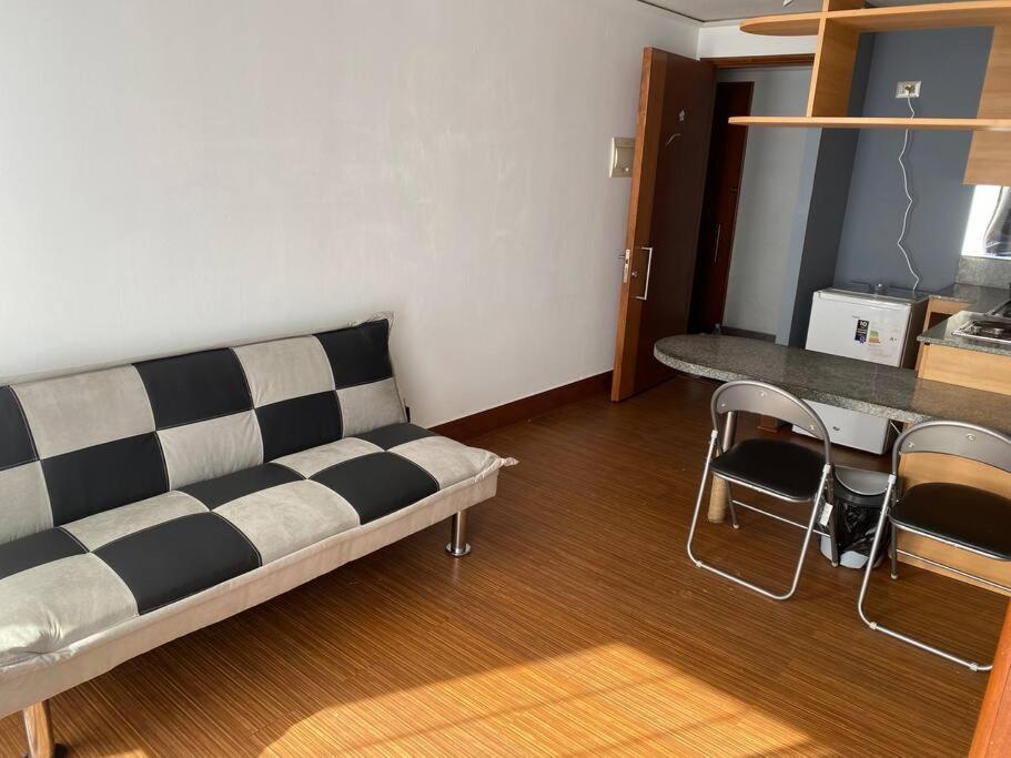 Centrico Comodo Pasos U De Chile Apartment