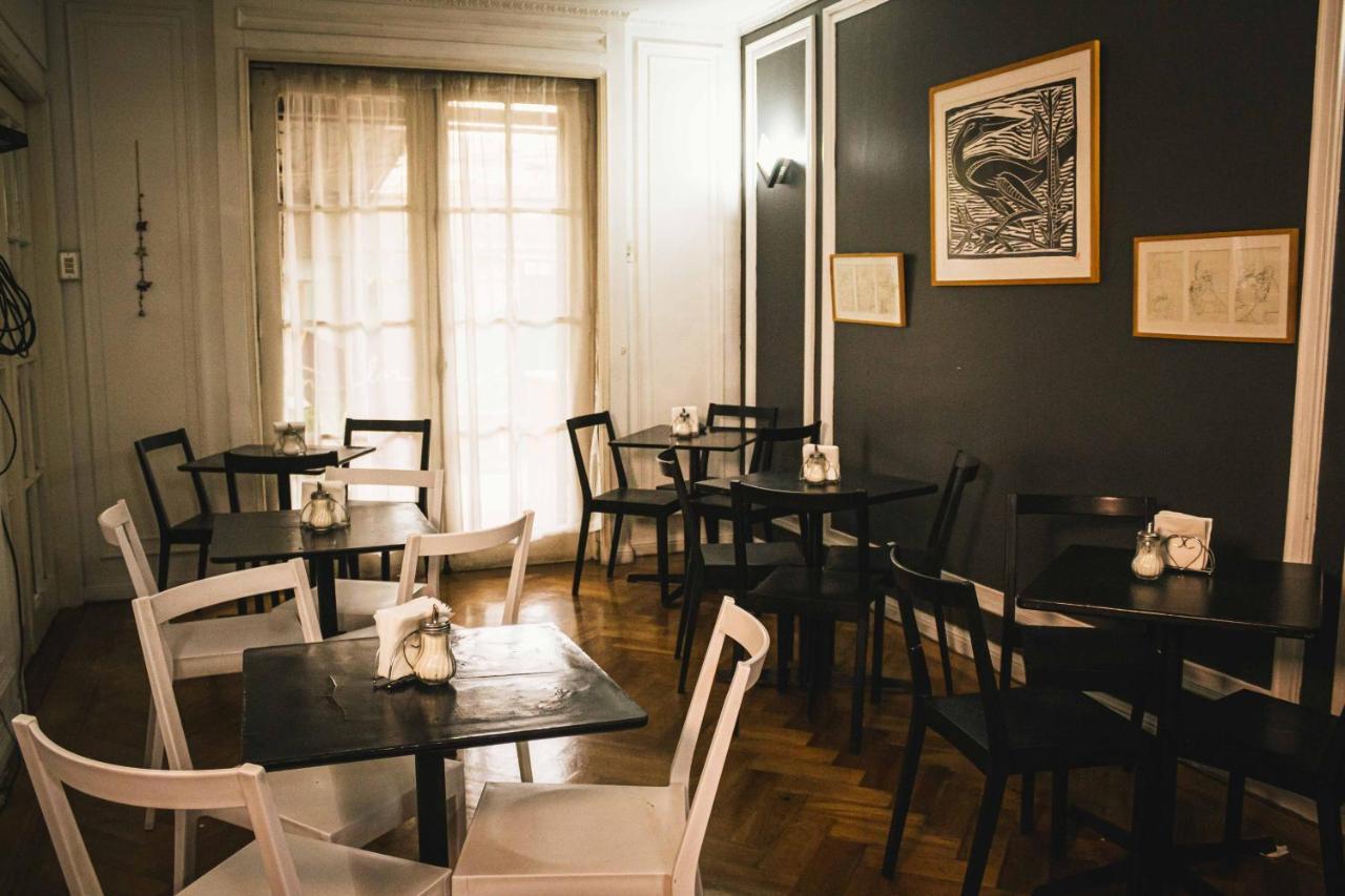 Salvador Hostal
