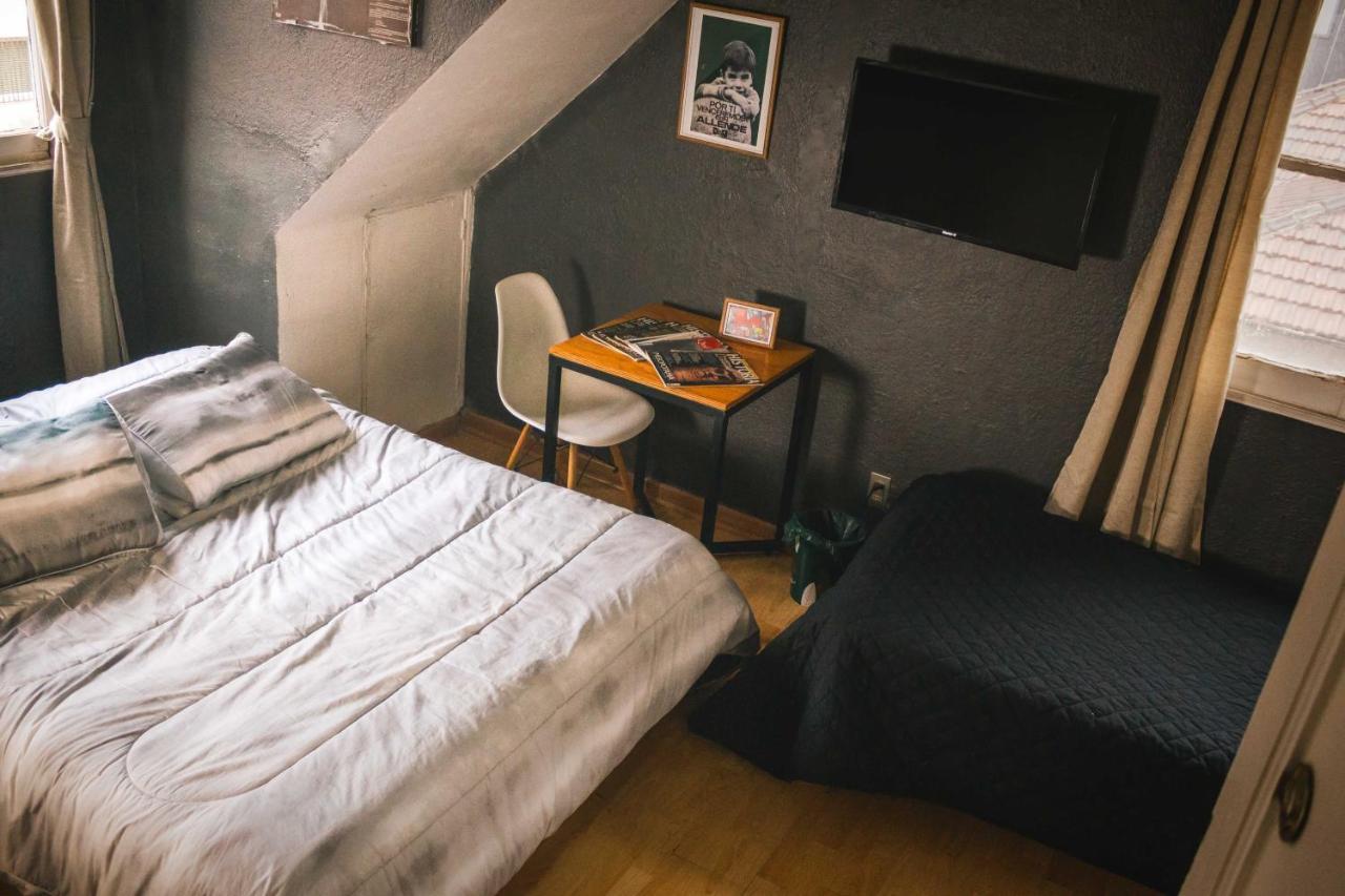 Salvador Hostel Santiago