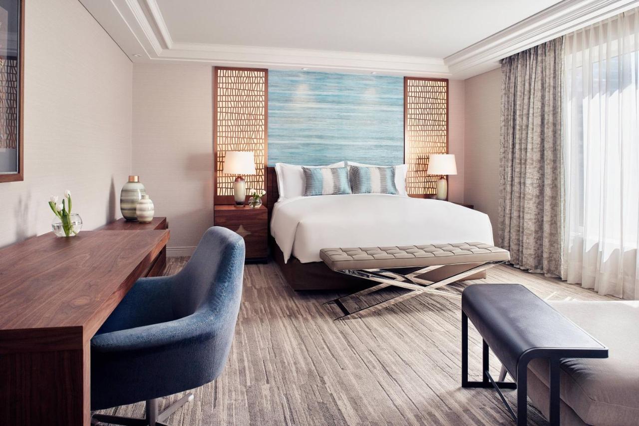 Khách sạn The Ritz-carlton, 5*