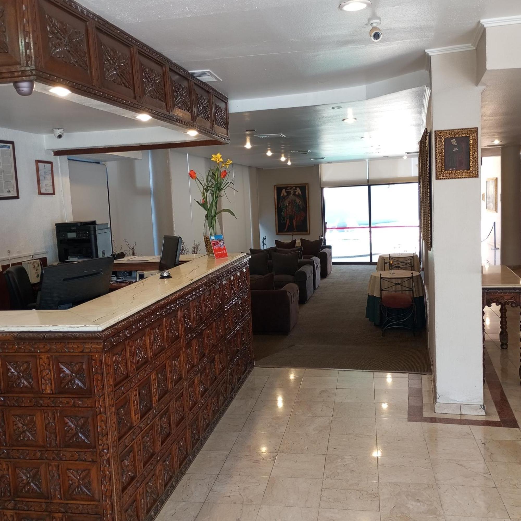 Hotel Alcala Del Rio Santiago