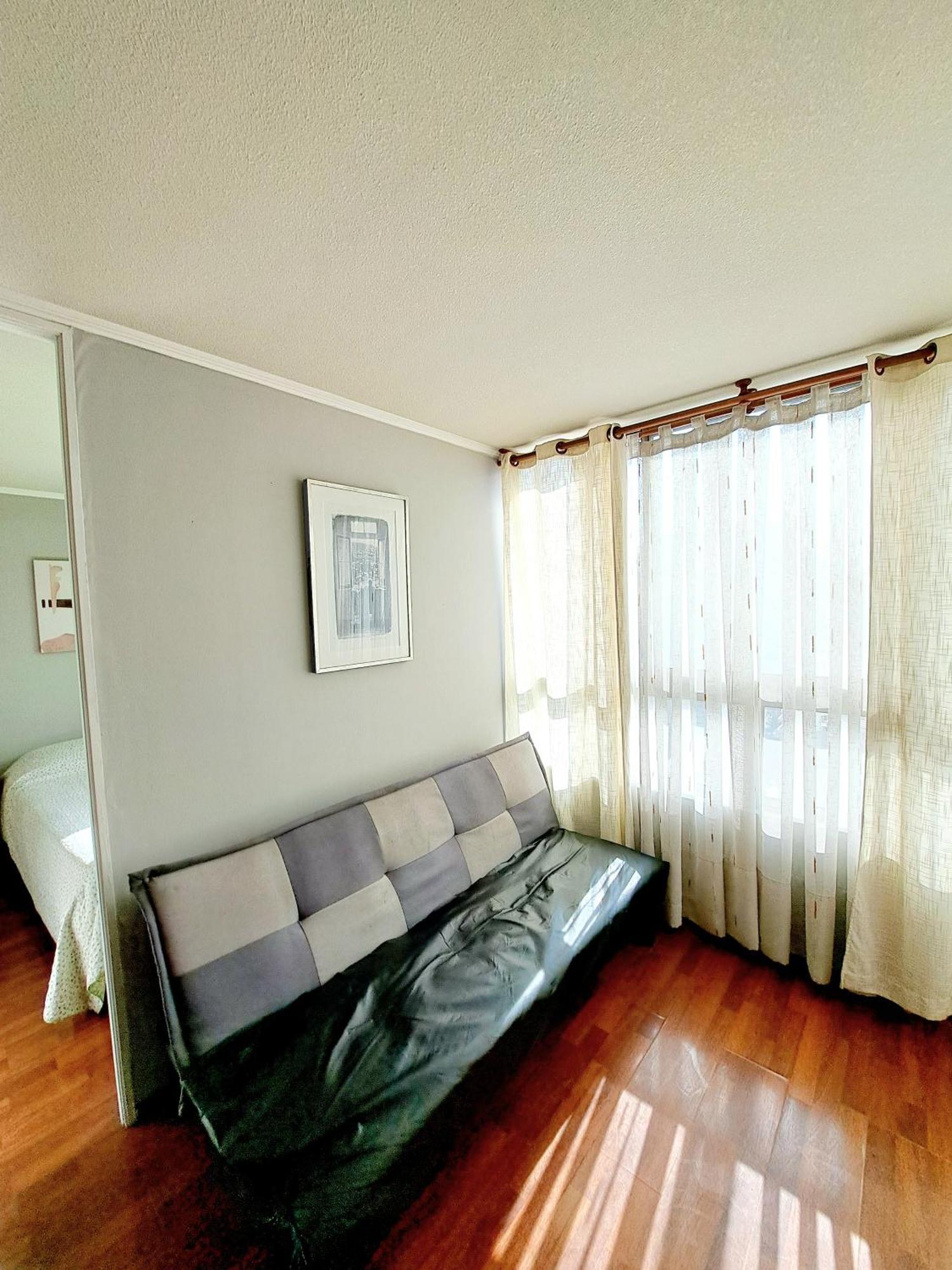Depto Metro Moneda 1 Apartment *