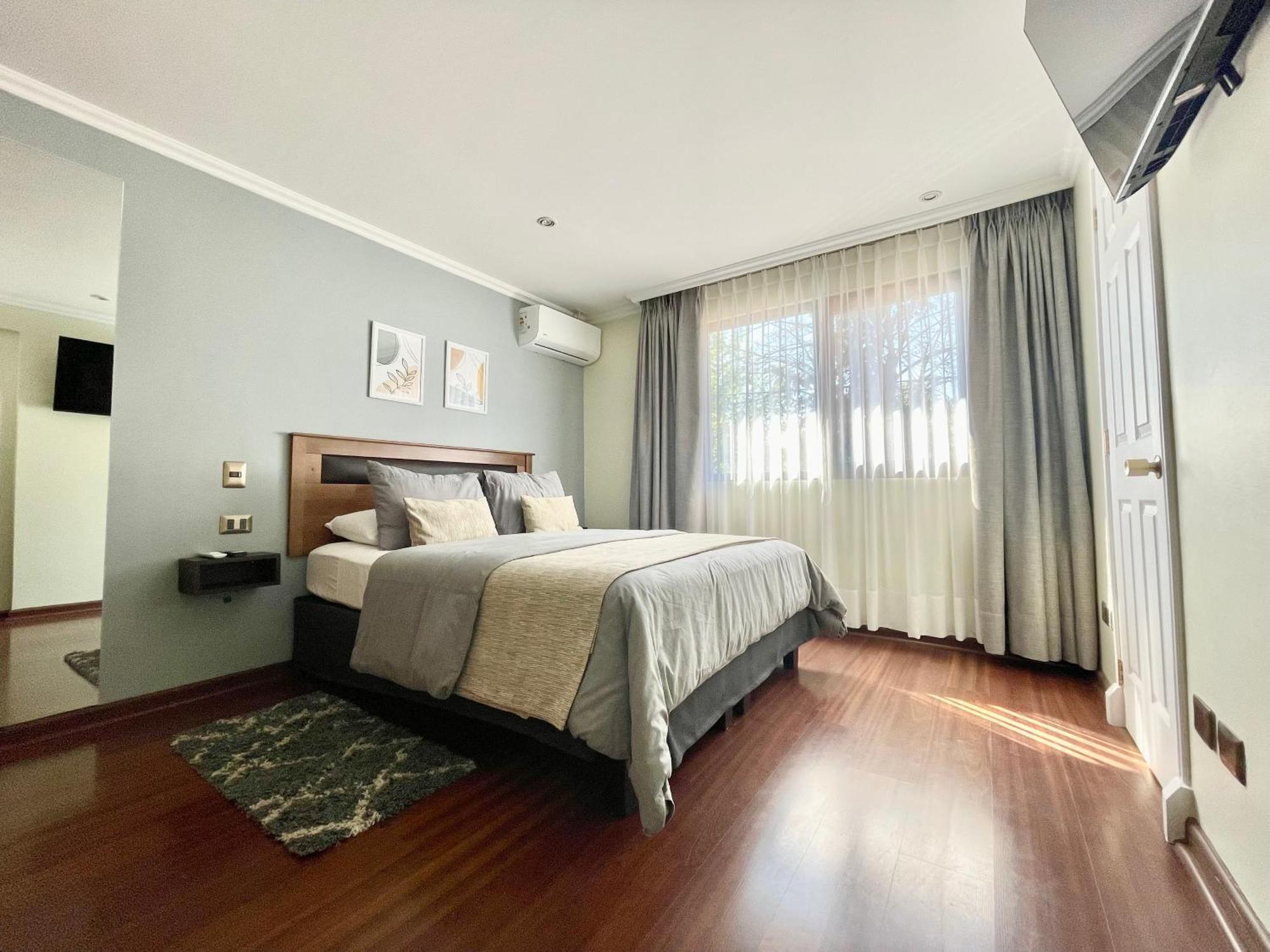 Olea's Condes Guest house