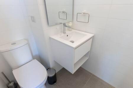 Hom I Depto En Ubicacion Privilegiada En Centro * Santiago
