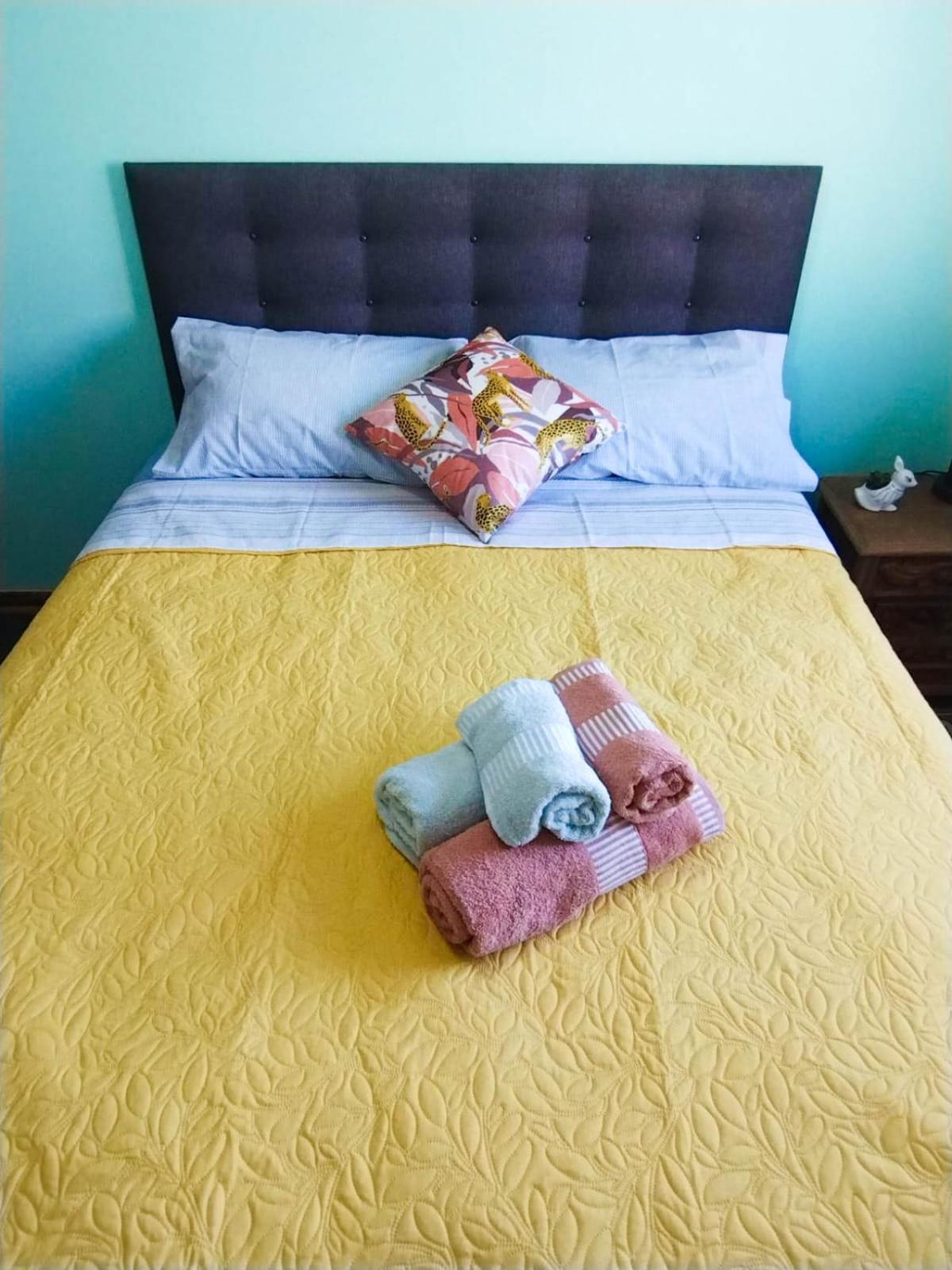 Metro Einstein - En Casa Independiente - San Cristobal Homestay *