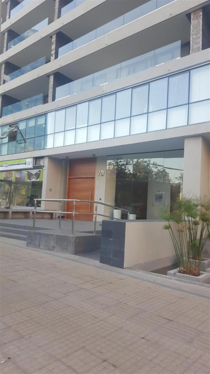 Departamento En Condes A Cuadra De Metro Manquehue Apartment *