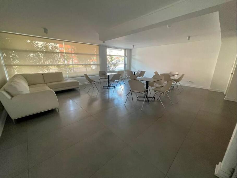 Apartment 8 En En Fente Al Metro - Hipodromo De Chile Y Estadio San Laura *