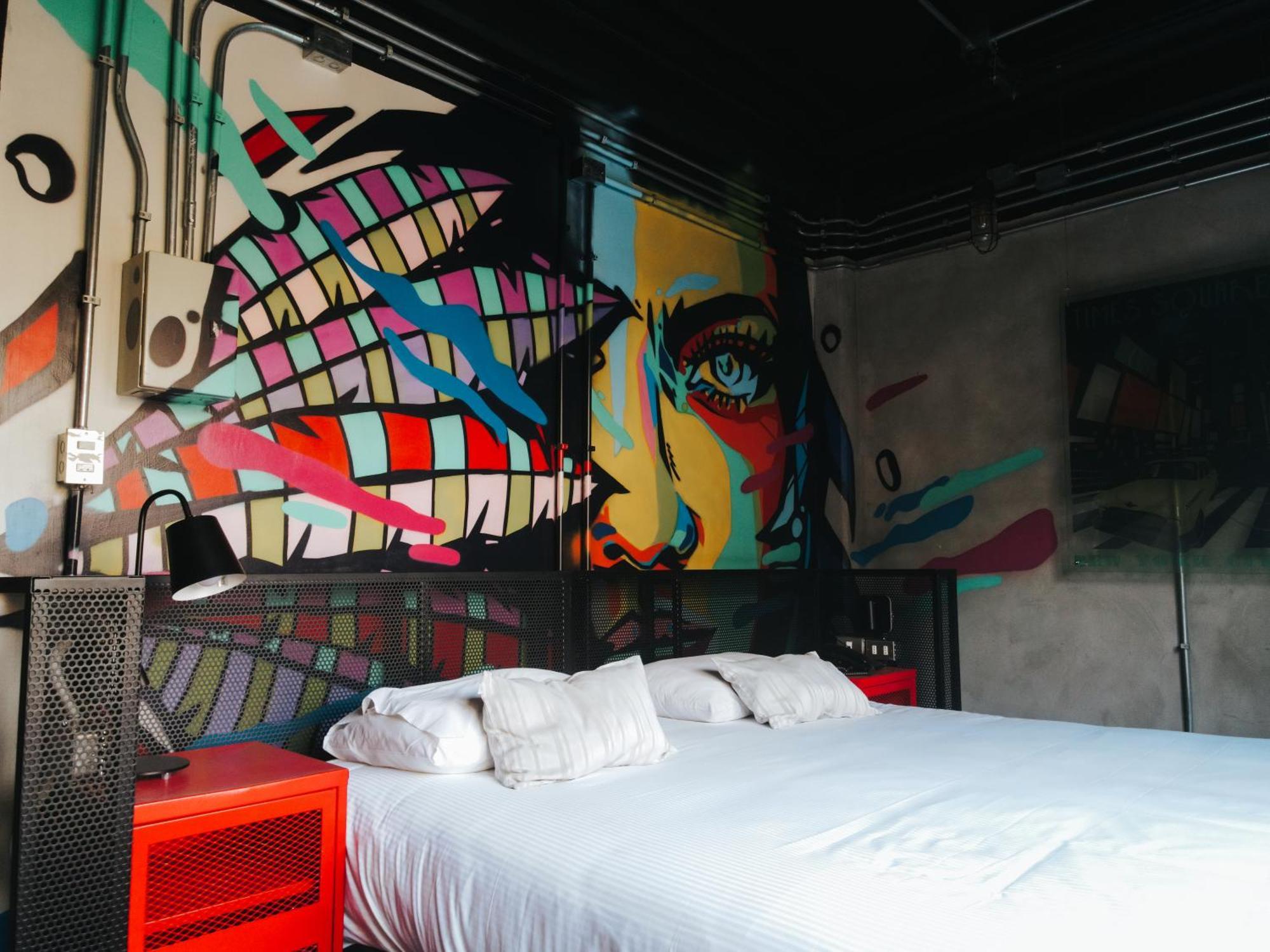 Loft By Sommelier Hotel 3*