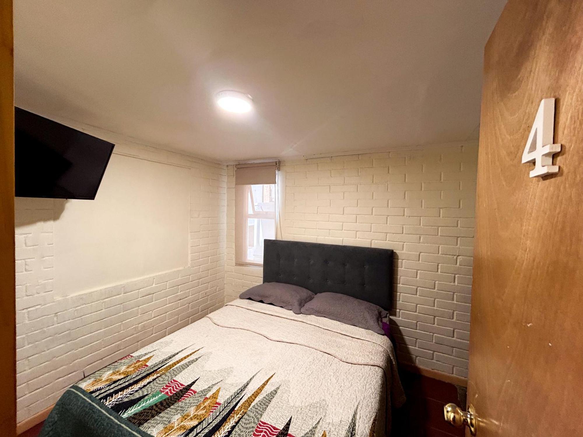Chez Humbert Albergue *