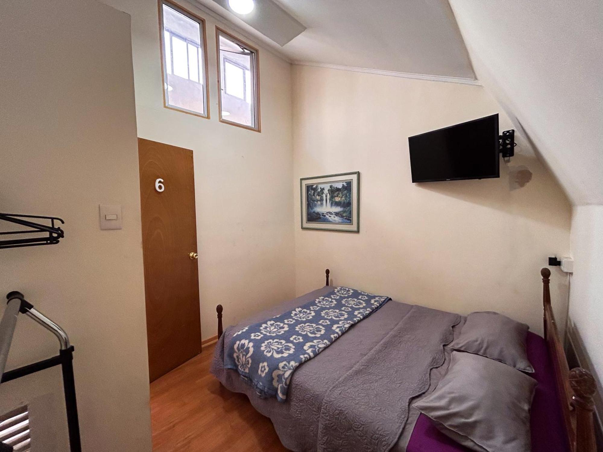 Chez Humbert Albergue Santiago
