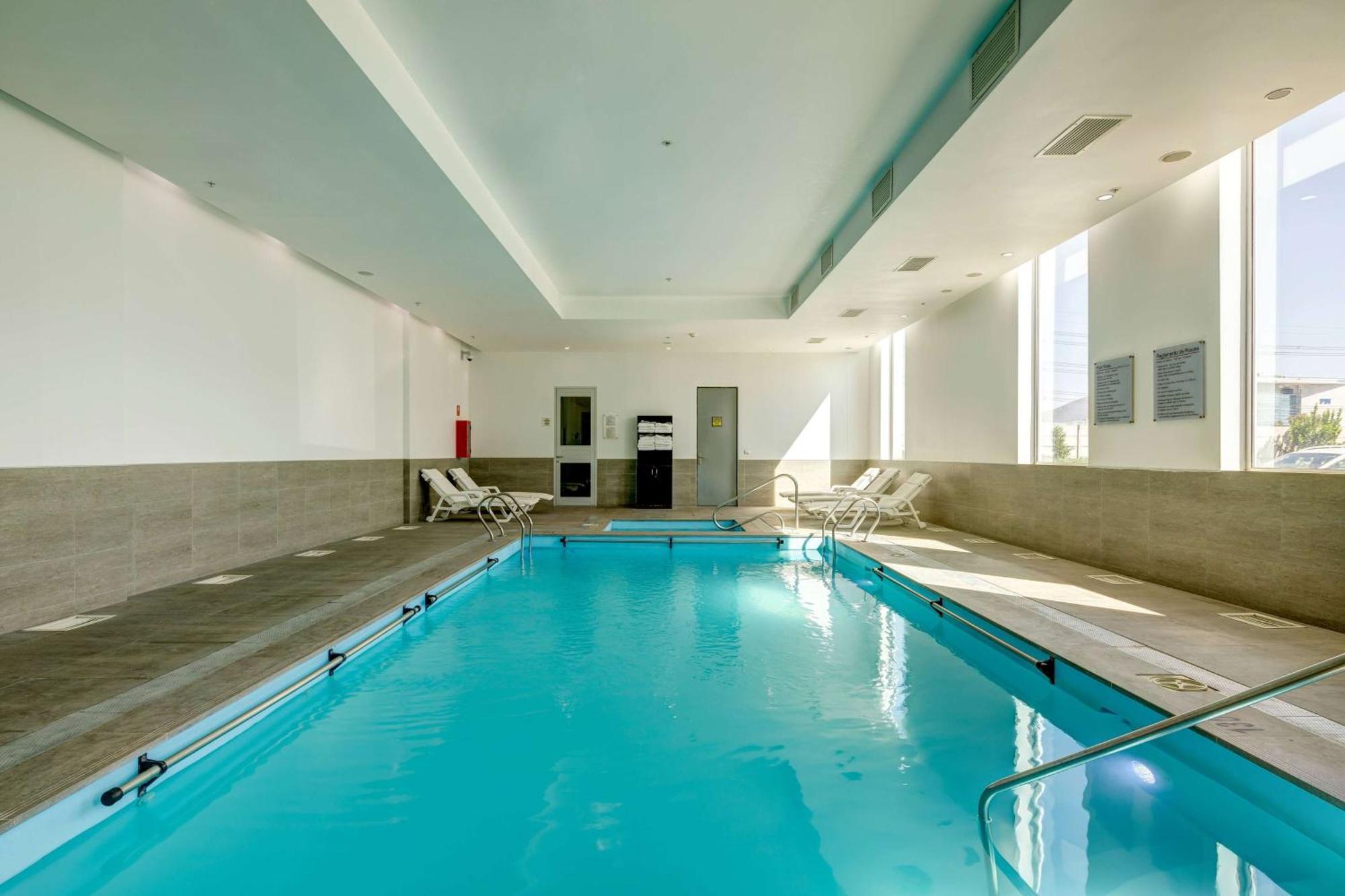 La Quinta By Wyndham Aeropuerto 4* Santiago