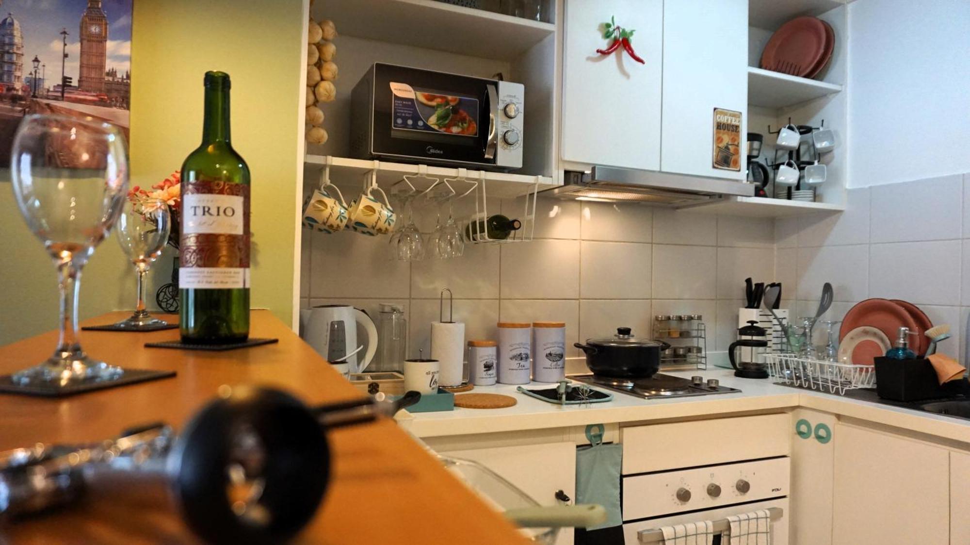 Barrio Historico 3 Min Metro, Wifi, Netflik, Comodidad *