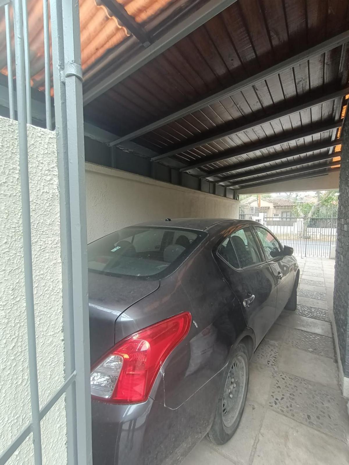Familiar Nunoa Con Estacionamiento A Pasos Del Estadio Nacional E Isp * Santiago