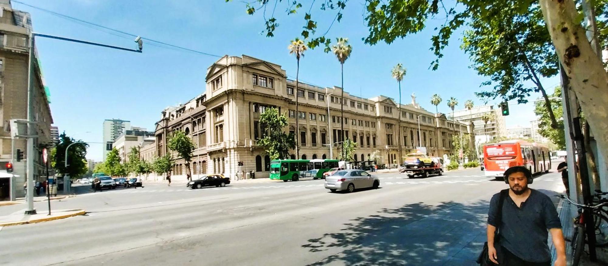 Apartment Barrio Historico 3 Min Metro, Wifi, Netflik, Comodidad Santiago