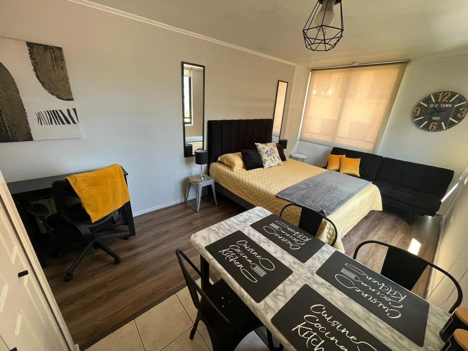 Apartamento Hermoso Departamento Con Vista Al Costanera Center A Pasos Del Metro Tobalaba Santiago de Chile