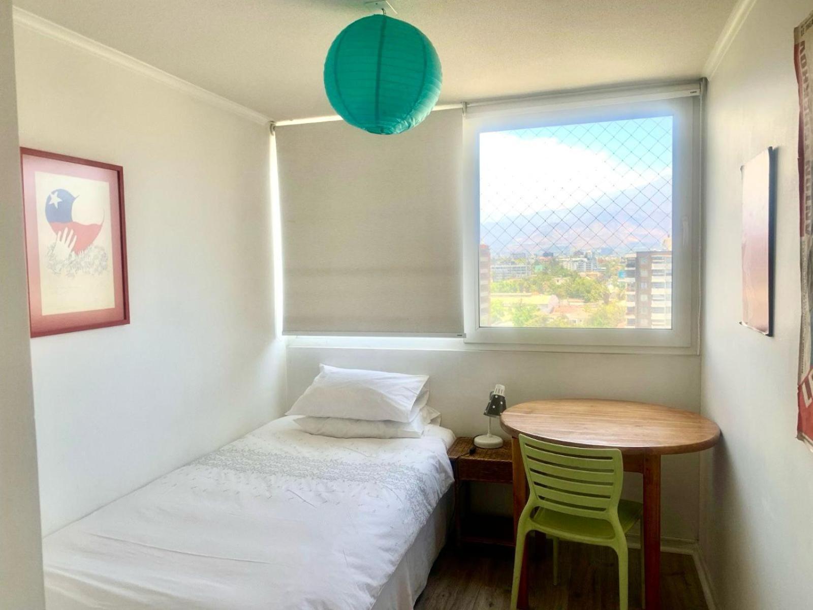 Departamento Luminoso A Pasos Del Barrio Italia Con Vista A La Cordillera Apartment