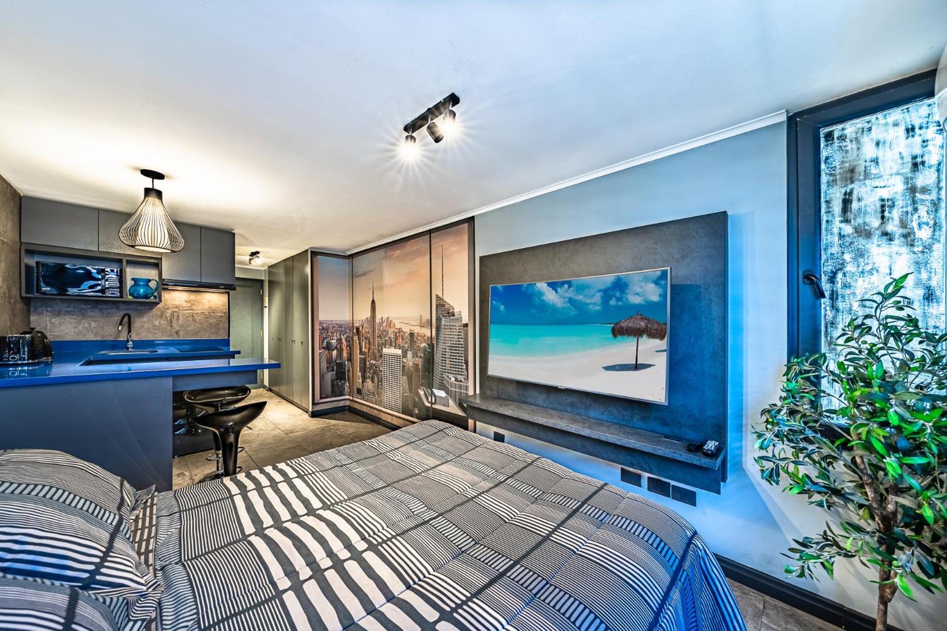 Design Tech Comfort & Location Apartment