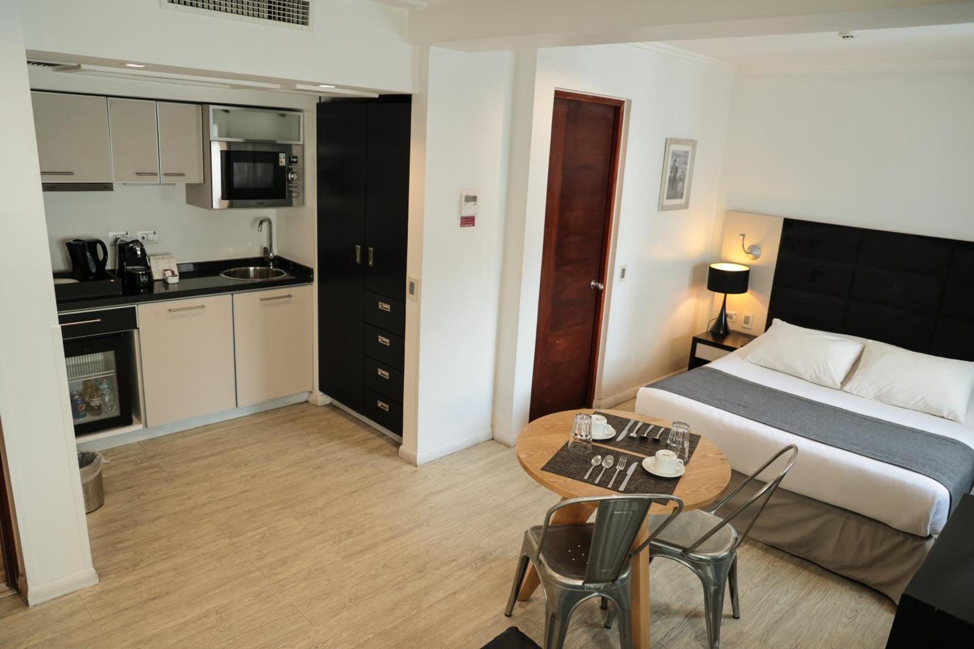 Sommelier Agustinas Hotel