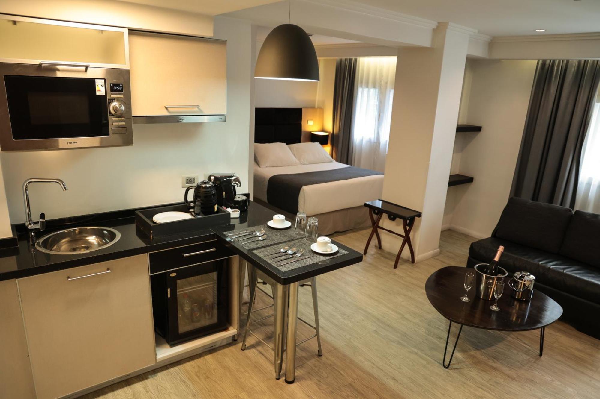 Hotel Sommelier Agustinas 3*