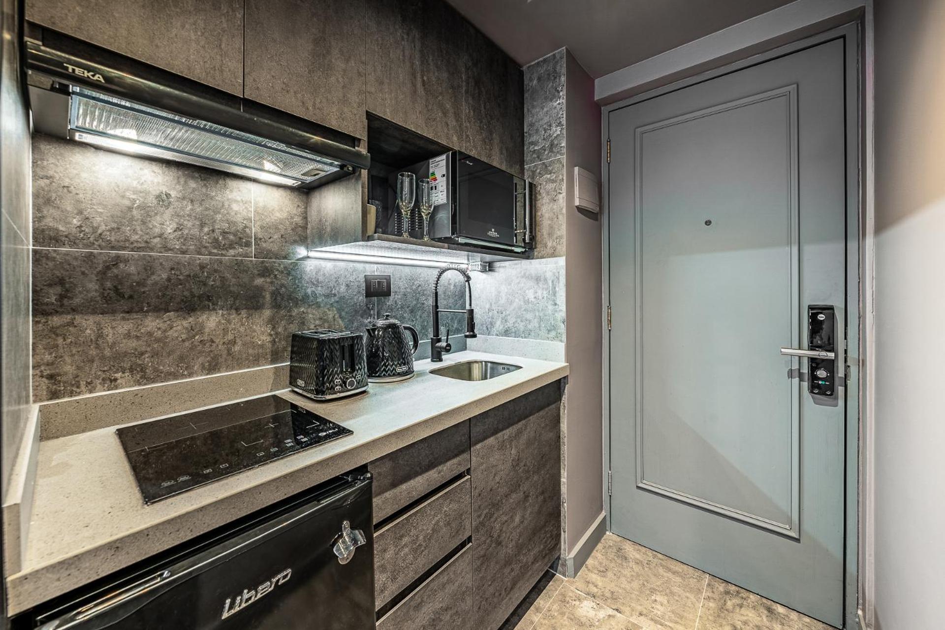 Design Tech Comfort & Location Apartment *