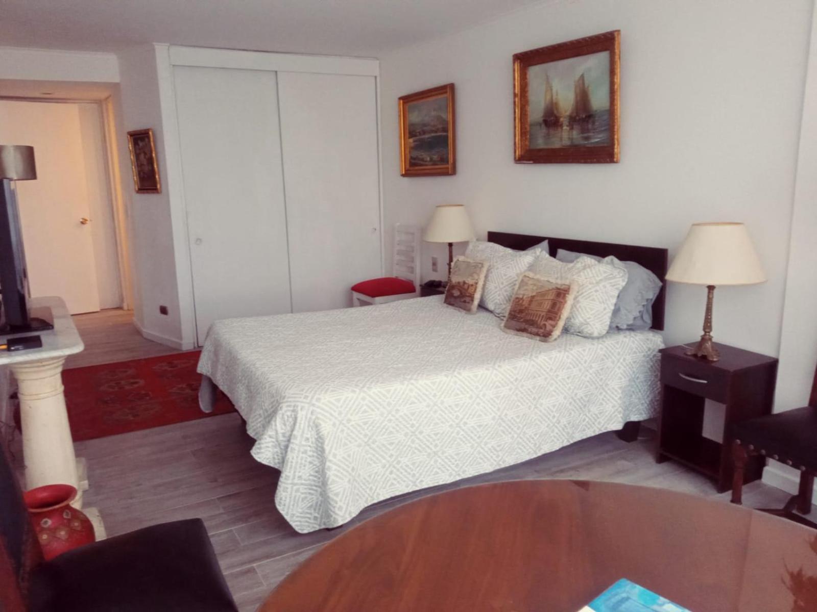 Apartment Master Lyon Santiago