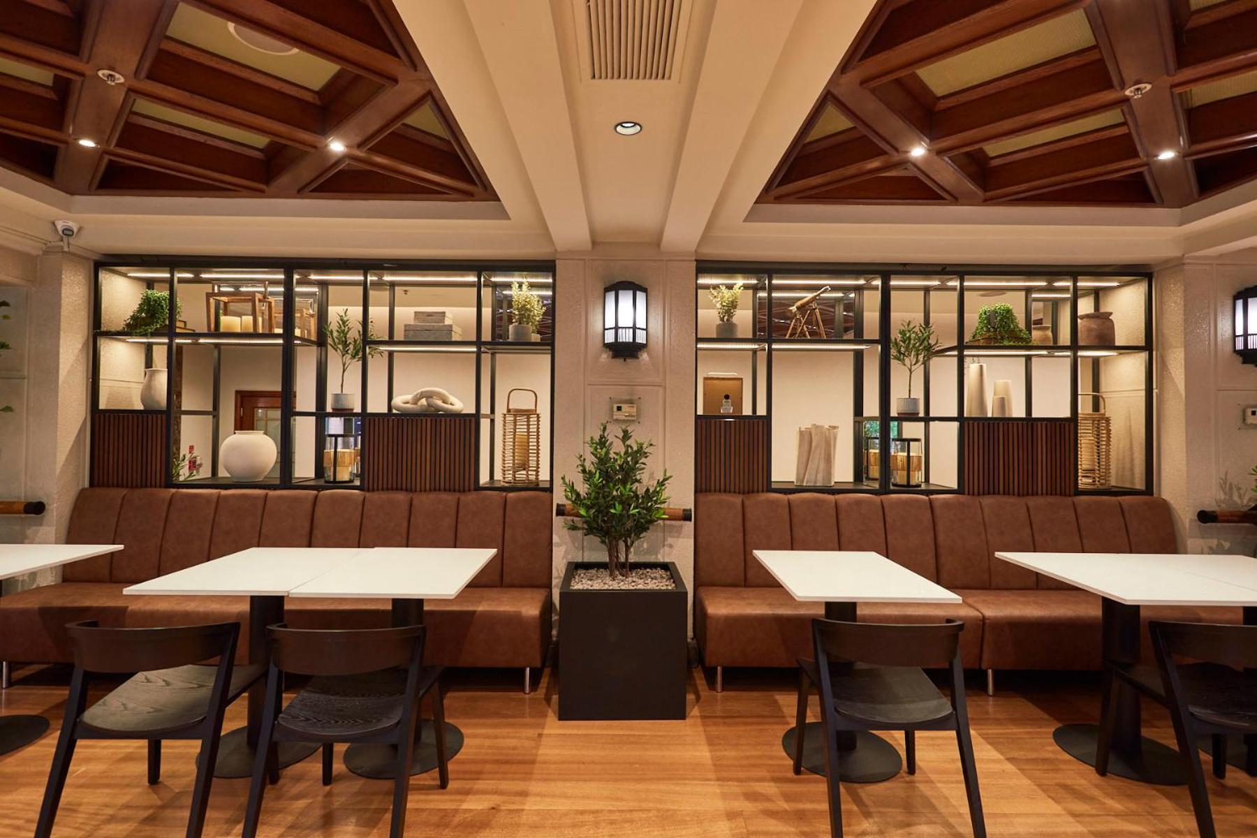 Plaza El Bosque Ebro Khách sạn Santiago