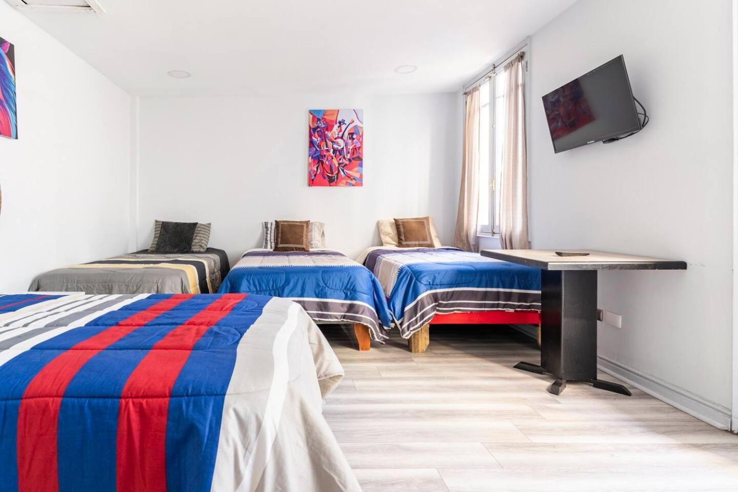 Hostal Mancora Monjitas 755 Pensión