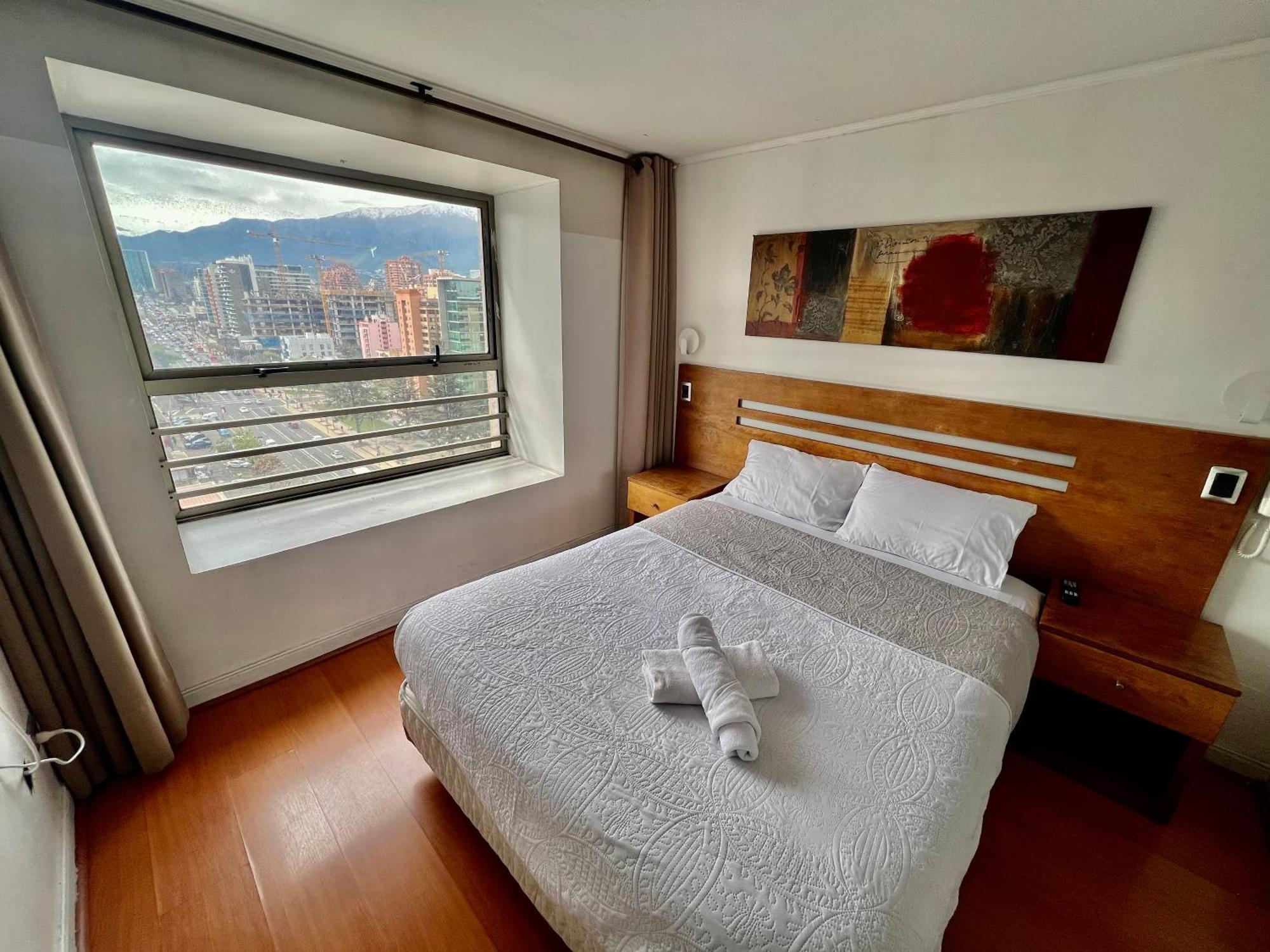 Gran Terraza Con Vista Apoquindo, Apartamento Para 4 Personas, Las Condes *
