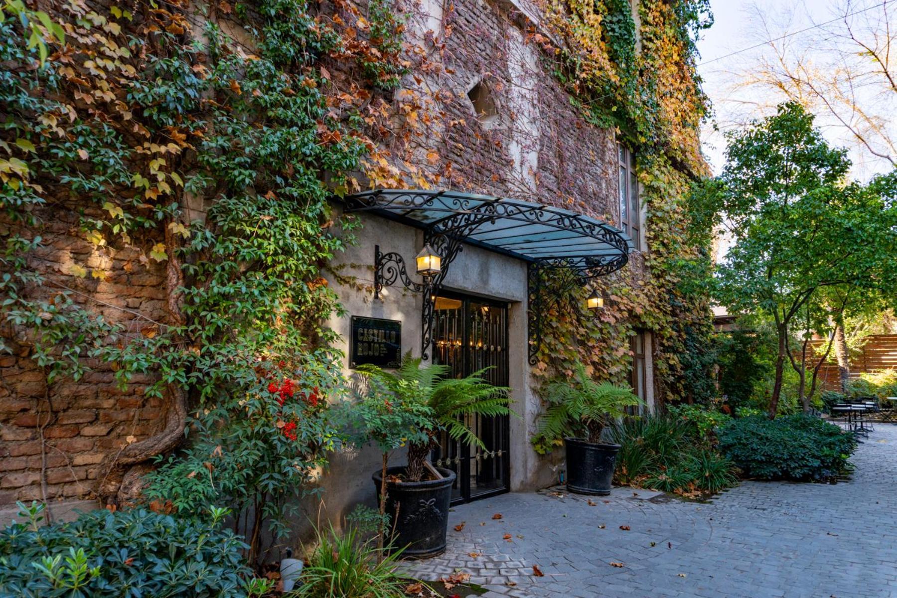 Boutique Castillo Rojo 4* Santiago