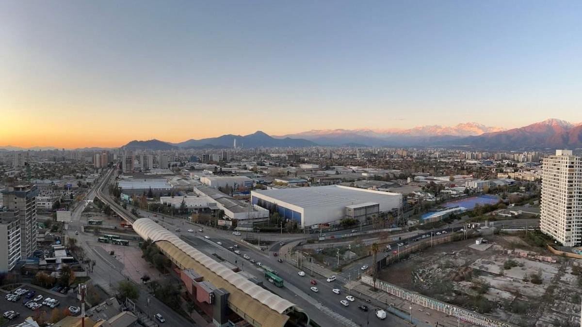 Hermoso Dpto Cercano A Metro Y Centros Comerciales Apartamento Santiago de Chile