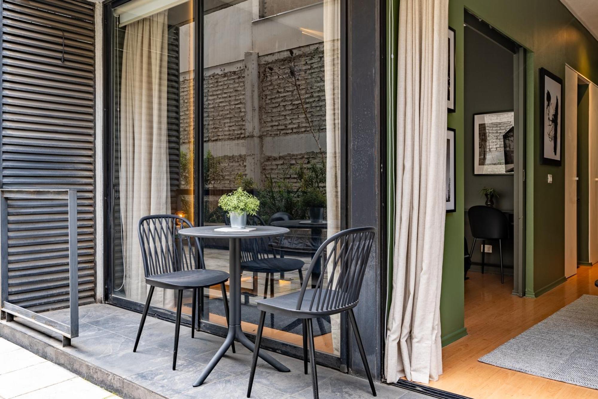 Dpto Recien Remodelado Y Con Patio Apartamento Santiago