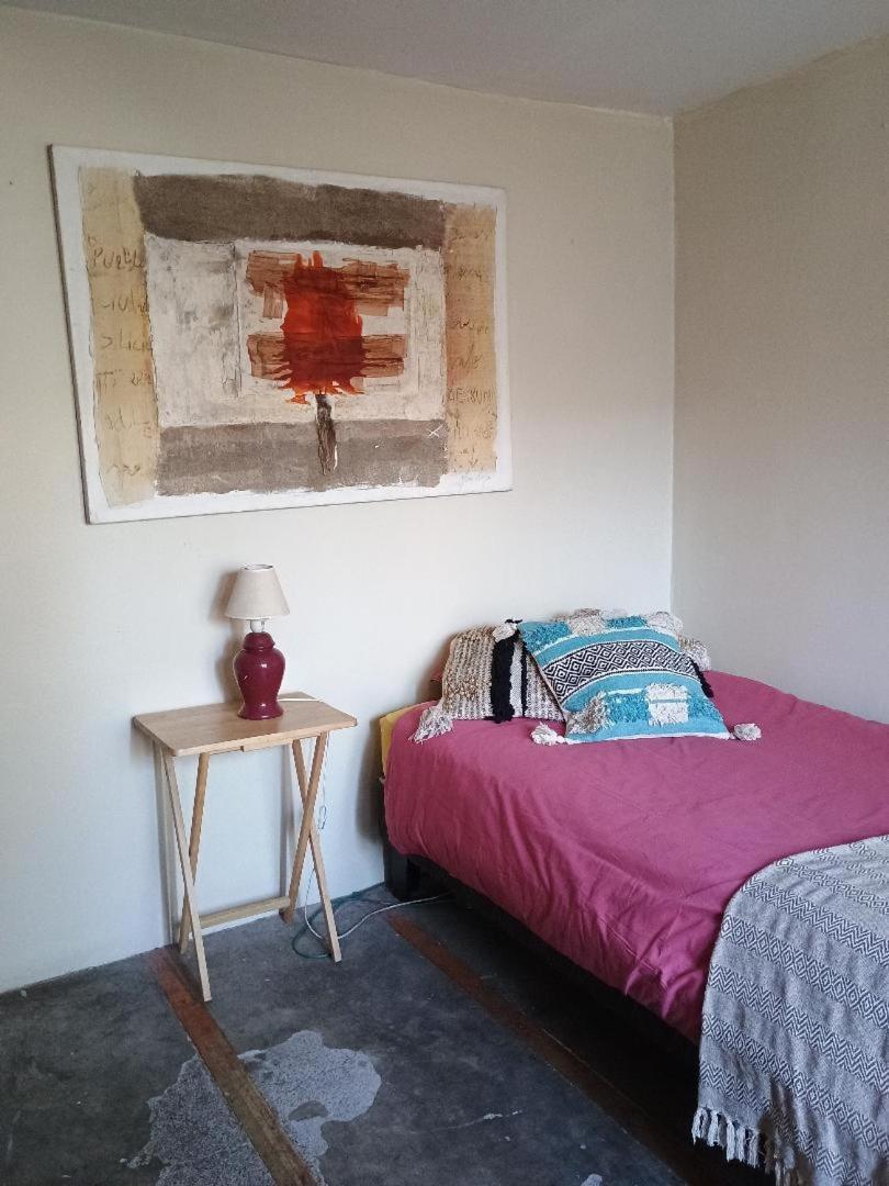 Habitación Tranquila: Naturaleza Y Cerro San Cristóbal Homestay