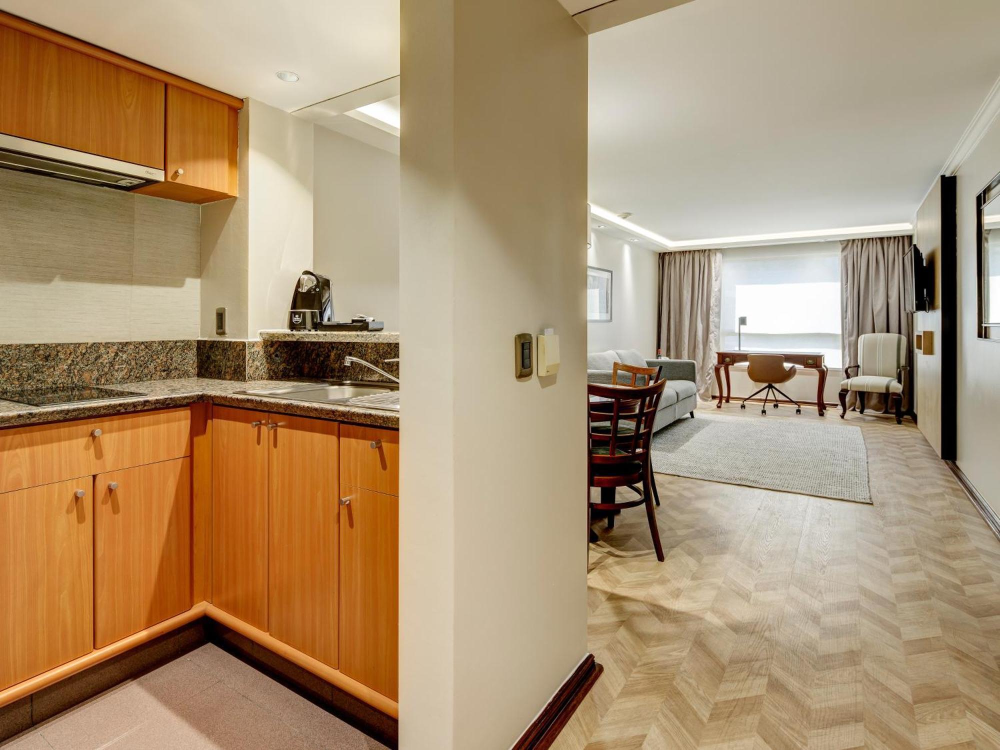 Plaza El Bosque Ebro Khách sạn 5*