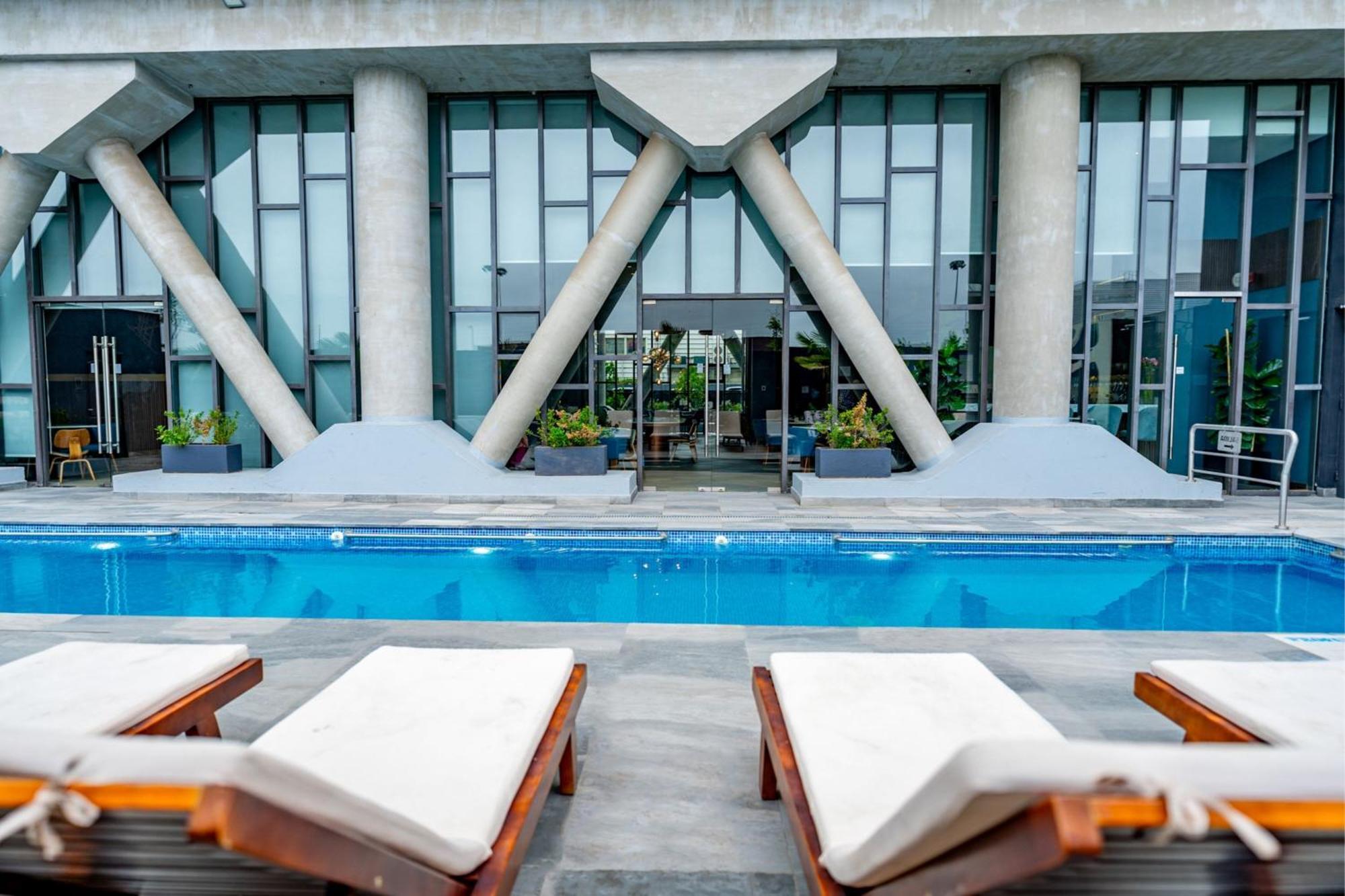 Hotel Courtyard By Marriott Airport 4*