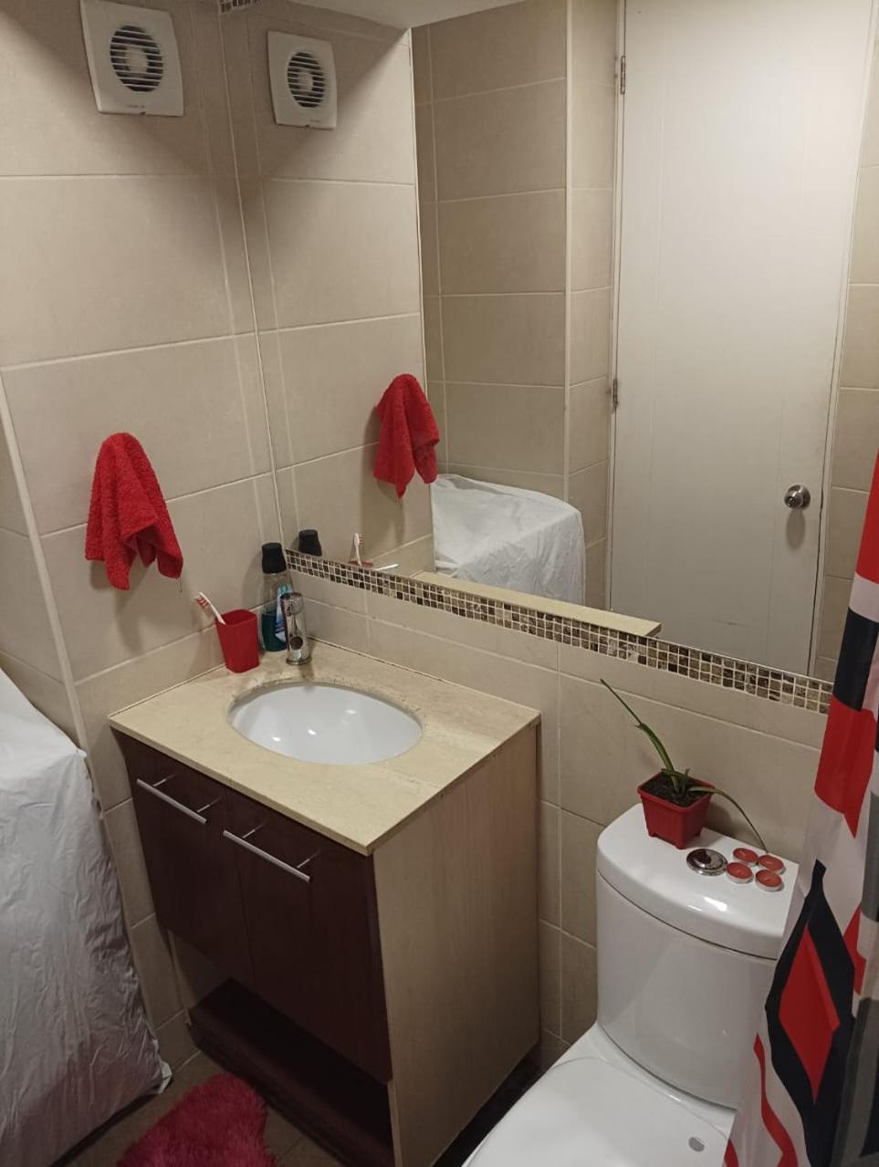 Homestay Individual Hombre - Bano Compartido - Centro *