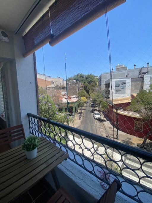 Amplio Depto En Barrio Lastarria *
