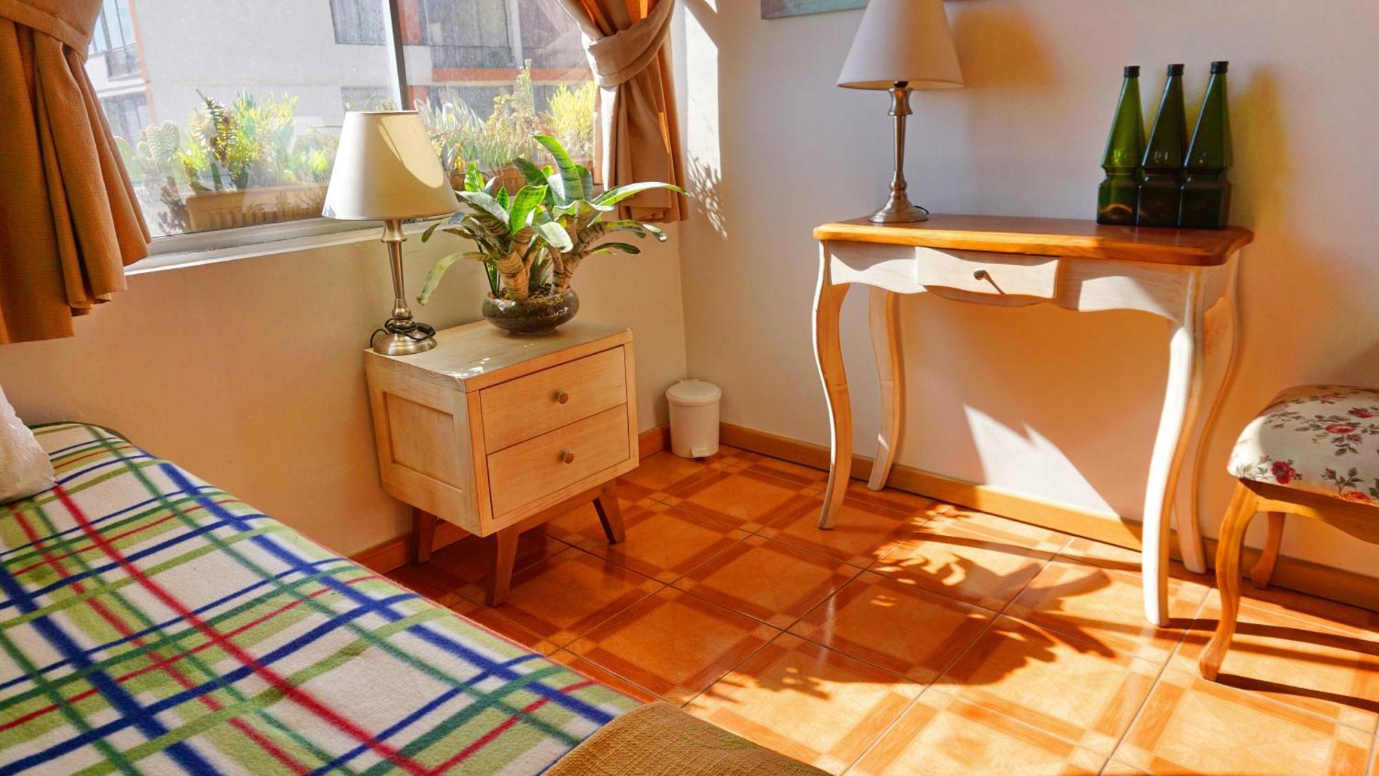 Homestay Portugal L Y D Santiago