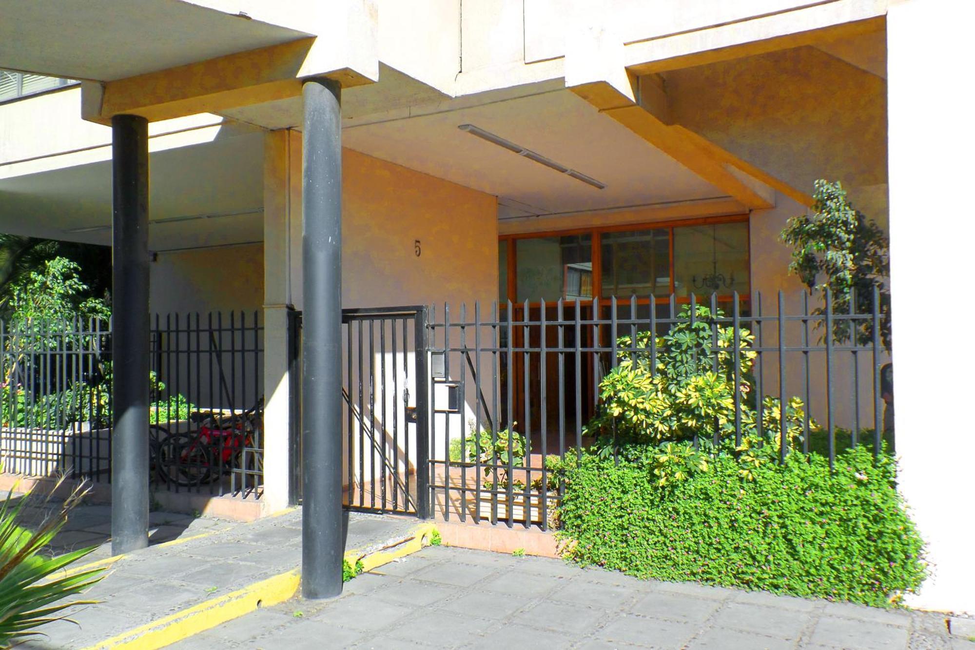 Homestay Portugal L Y D Santiago