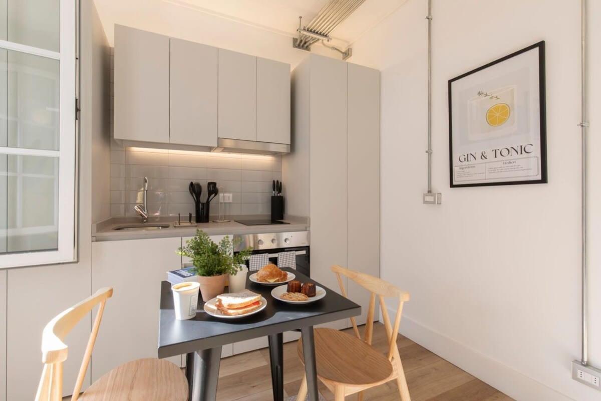 Hom I Departamento 1d1b En Iconico Barrio De * Santiago